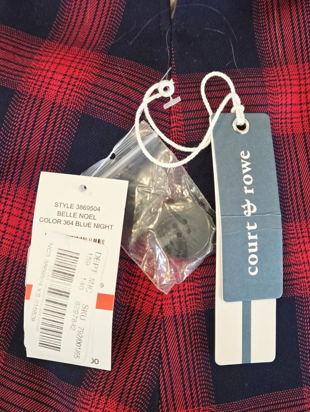 NEW COURT AND ROWE Shadow Plaid Belle Noel Poncho XS NWT ACADEMIA - Picture 9 of 11